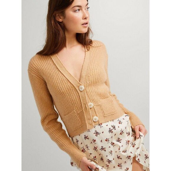 NEW FREE PEOPLE MIMOSA RIBBED CROPPED CARDIGAN SWEATER OATMEAL - Picture 4 of 4